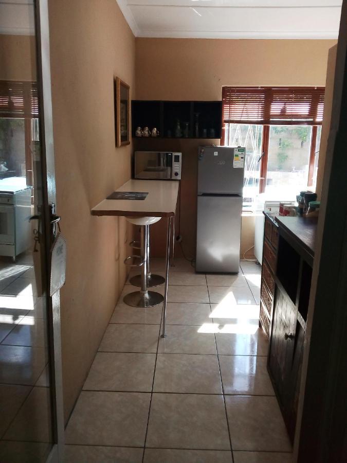 Apartamento 36 Df Strauss Street Kleinmond Exterior foto