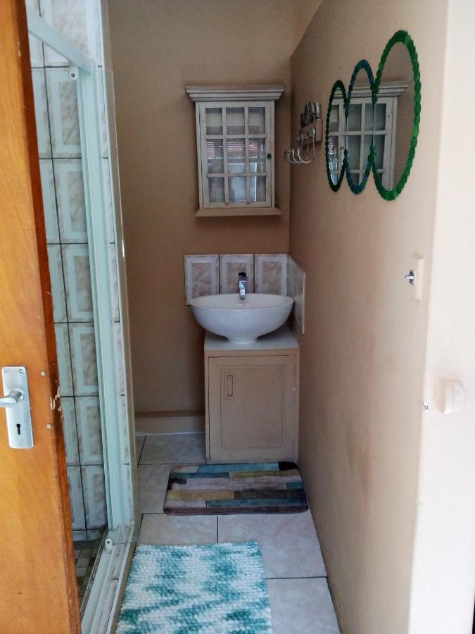 Apartamento 36 Df Strauss Street Kleinmond Exterior foto