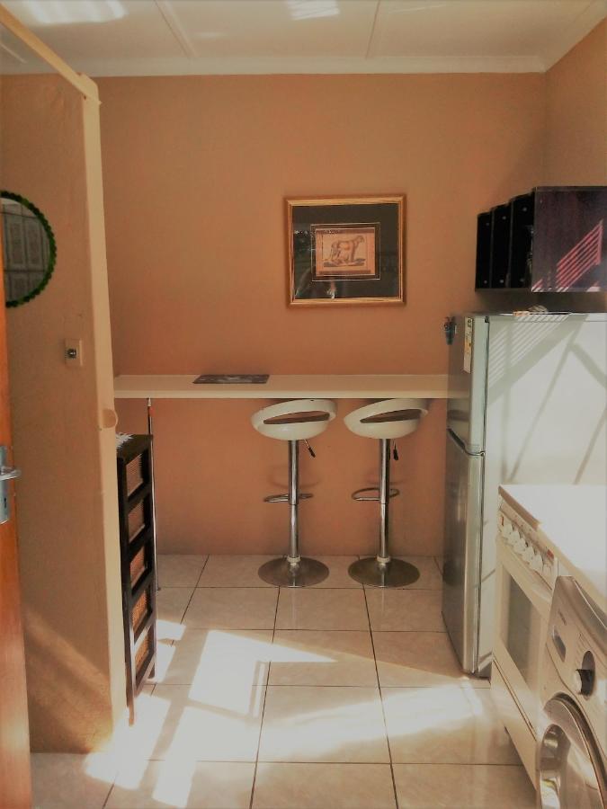 Apartamento 36 Df Strauss Street Kleinmond Exterior foto
